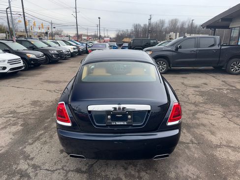 Used 2015 Rolls-Royce Wraith image 10