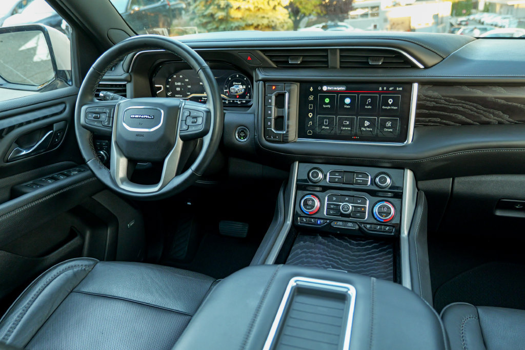 Used 2023 GMC Yukon Denali AWD/4WD image 41
