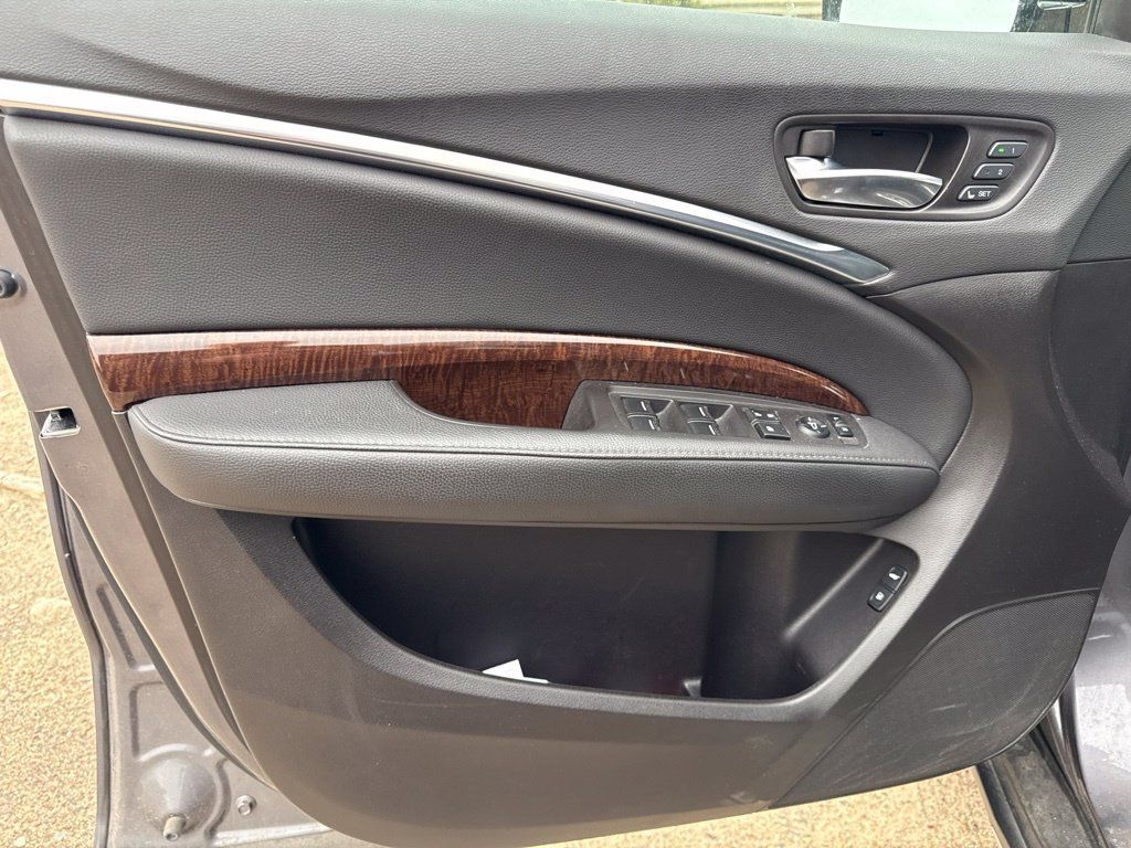 Used 2020 Acura MDX SH-AWD image 21