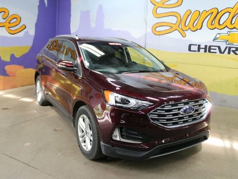 Used 2020 Ford Edge SEL w/ Cold Weather Package AWD/4WD image 2