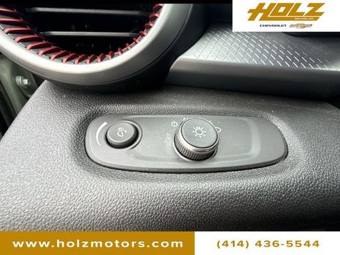 Certified 2024 Chevrolet Trax RS w/ Driver Confidence Package FWD image 16