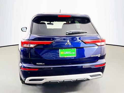 Used 2022 Mitsubishi Outlander SE FWD image 8