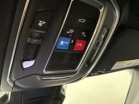 New 2026 Jeep Cherokee Limited AWD/4WD image 33