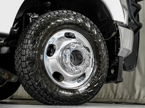 Used 2022 Ford F350 Lariat w/ Lariat Value Package AWD/4WD image 52