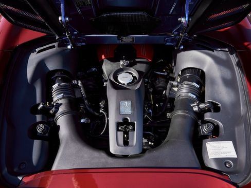 Used 2019 Ferrari 488 Spider image 25