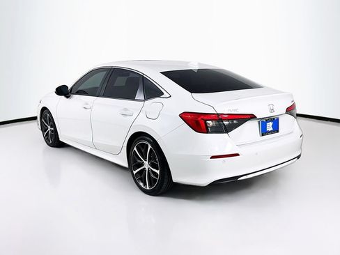 Used 2024 Honda Civic Touring image 5
