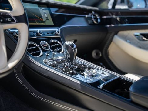 Used 2020 Bentley Continental GT AWD/4WD image 26