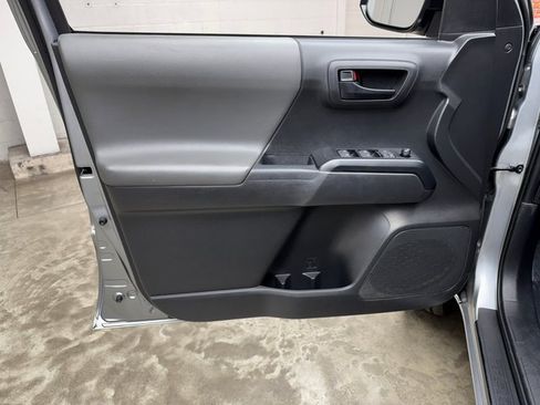 Used 2023 Toyota Tacoma SR image 10