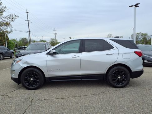 Used 2019 Chevrolet Equinox LT w/ Driver Convenience Package FWD image 7