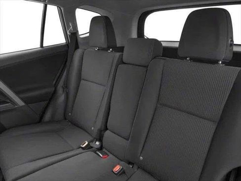 Used 2018 Toyota RAV4 LE w/ All Weather Liner Package AWD/4WD image 42
