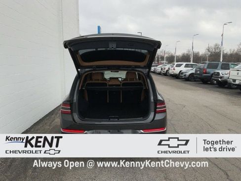 Used 2023 Genesis GV80 2.5T w/ Prestige 20" Package image 8