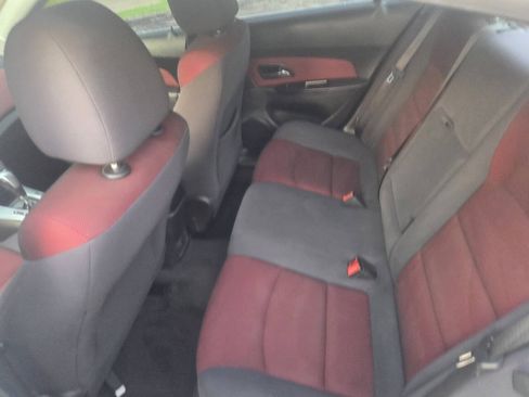 Used 2014 Chevrolet Cruze LT w/ RS Package FWD image 5