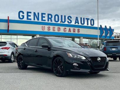 Used 2022 Nissan Altima 2.5 SR w/ Midnight Edition Package