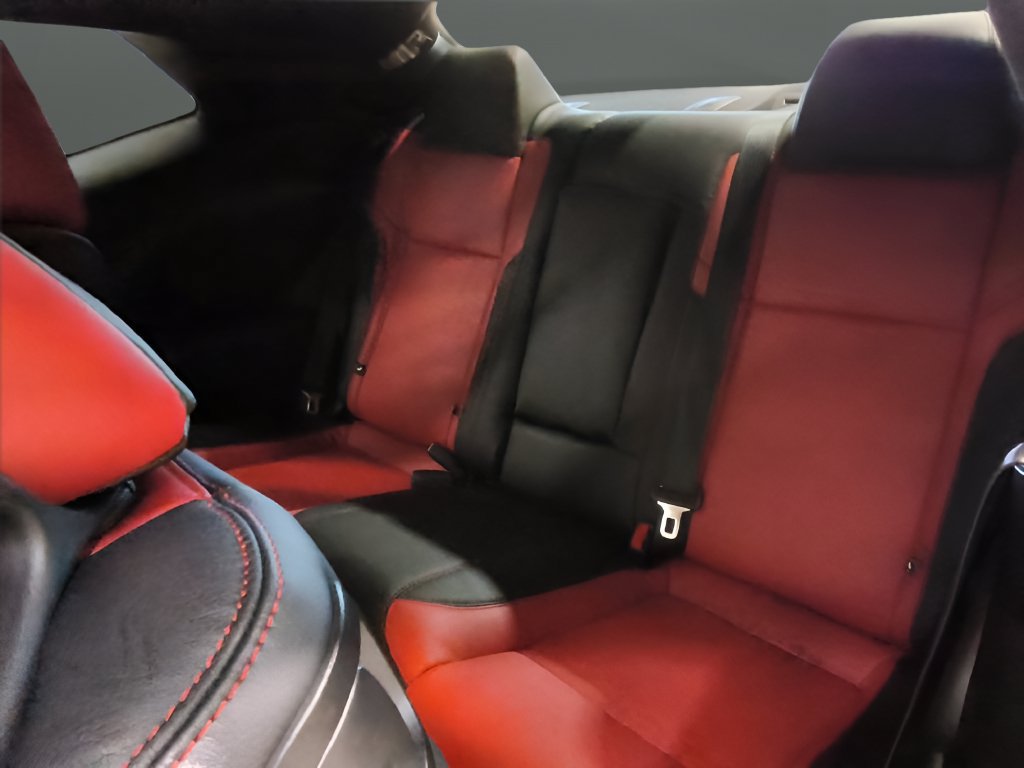 Used 2017 Dodge Challenger R/T RWD image 15