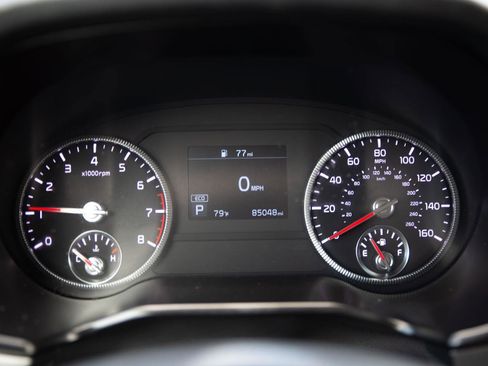 Used 2022 Kia Telluride LX image 12