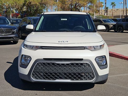 Used 2022 Kia Soul LX w/ Technology Package FWD image 8