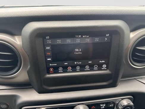 Used 2023 Jeep Wrangler Unlimited Sport AWD/4WD image 19