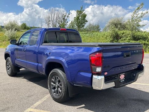 Used 2022 Toyota Tacoma SR5 AWD/4WD image 52
