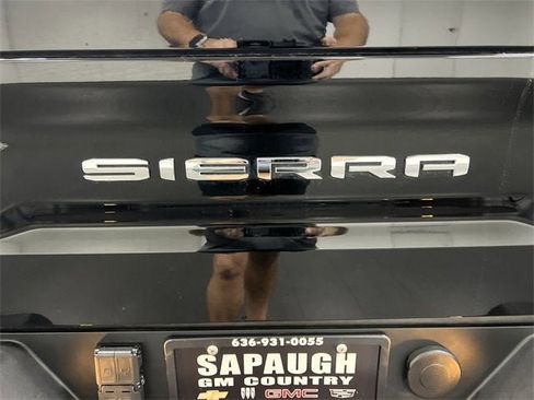 Used 2024 GMC Sierra 1500 SLT w/ SLT Premium Plus Package image 32