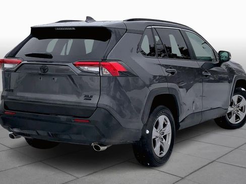 Used 2022 Toyota RAV4 XLE image 13