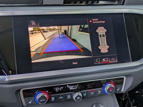 Used 2022 Audi Q3 2.0T Premium w/ Convenience Package image 13