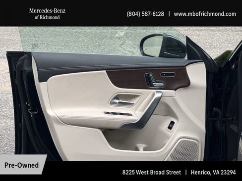 Used 2023 Mercedes-Benz CLA 250 4MATIC w/ Premium Package image 12
