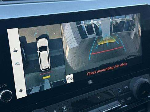 Used 2025 Toyota Grand Highlander FWD image 19