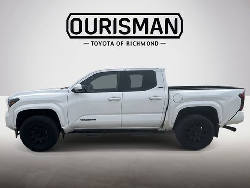 Certified 2024 Toyota Tacoma SR5 image 4