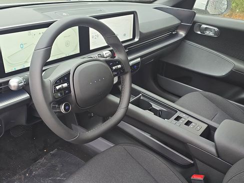 New 2025 Hyundai Ioniq 6 SE image 16