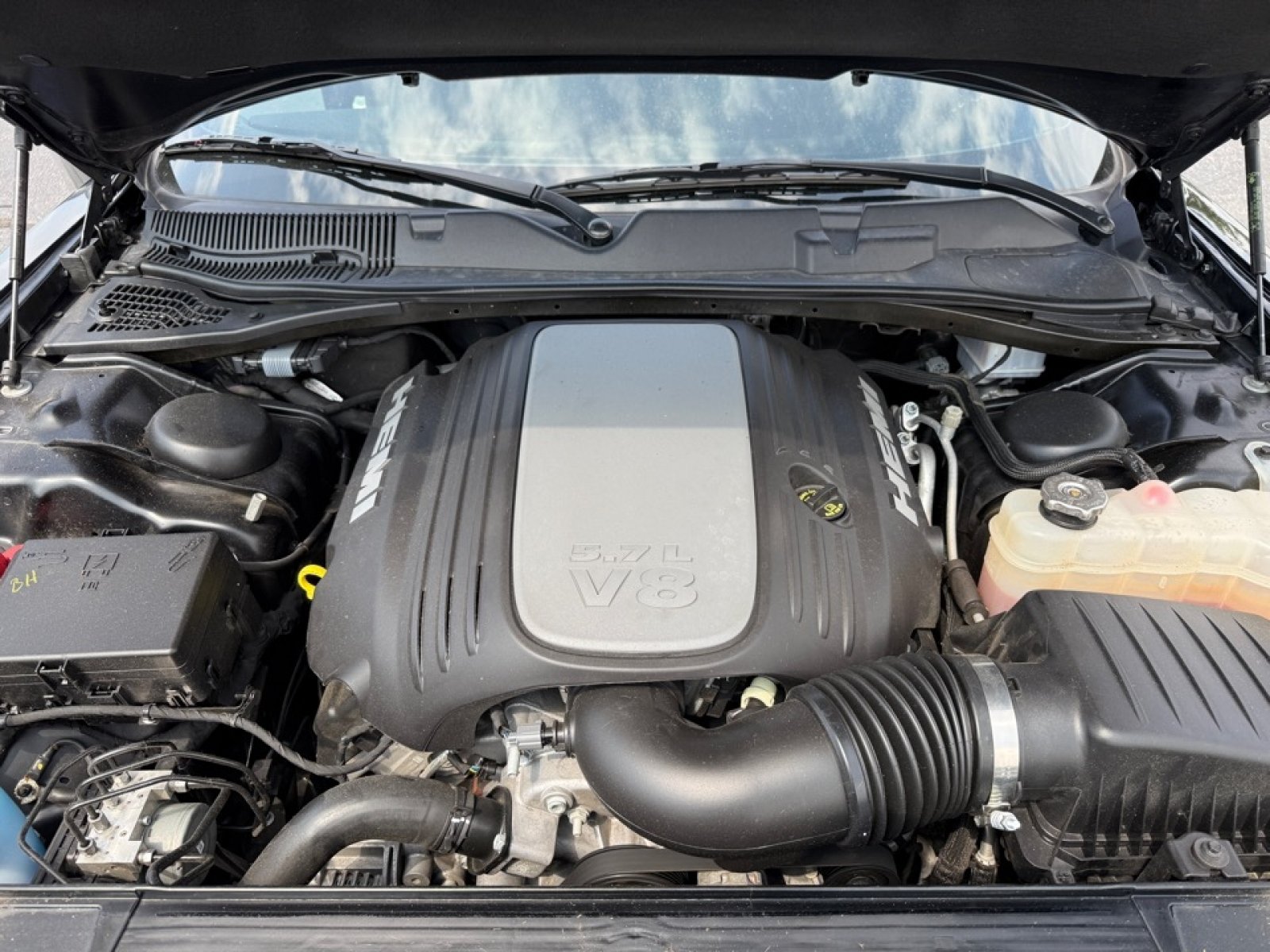 Used 2023 Dodge Challenger R/T RWD image 38