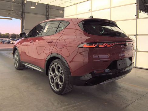 Used 2024 Alfa Romeo Tonale Ti image 4