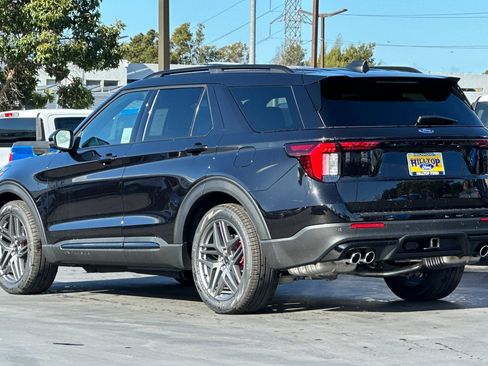 New 2026 Ford Explorer ST w/ Sun And Sound Package image 13