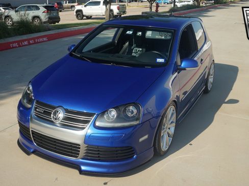 Used 2008 Volkswagen R32 image 2