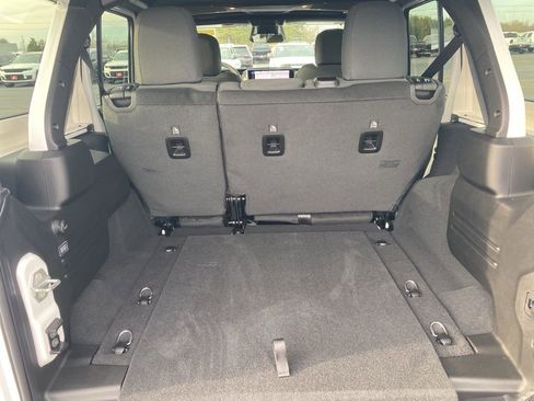 New 2026 Jeep Wrangler Sport S image 38