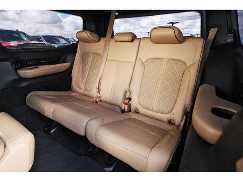 Used 2022 Jeep Grand Wagoneer Series III w/ Rear Seat Video Group 1 AWD/4WD image 13
