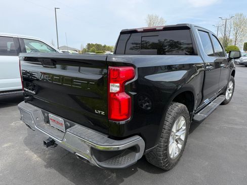 Used 2020 Chevrolet Silverado 1500 LTZ w/ LTZ Plus Package AWD/4WD image 3