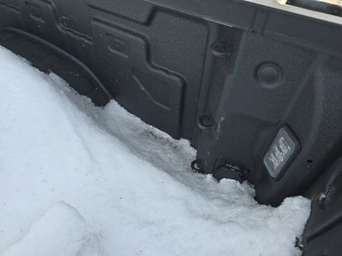 Used 2025 GMC Sierra 2500 Denali w/ Denali Reserve Package image 5