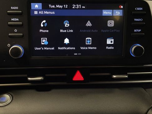 Used 2022 Hyundai Elantra SEL FWD image 25