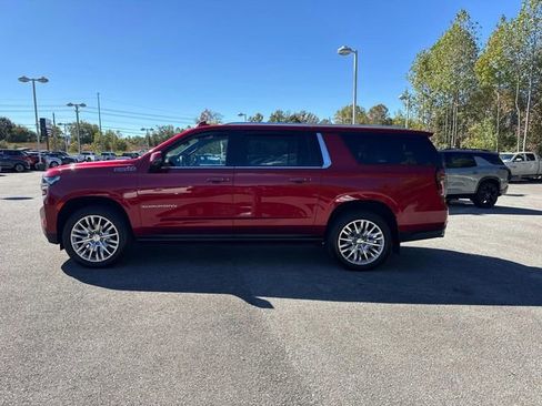 Certified 2024 Chevrolet Suburban High Country w/ Advanced Technology Package image 7