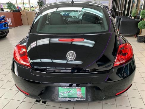 Used 2012 Volkswagen Beetle 2.5 FWD image 7