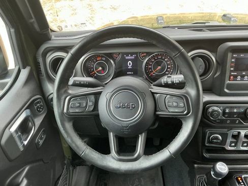 Used 2022 Jeep Wrangler Sport image 14