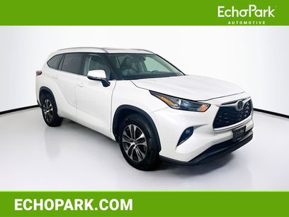 Used 2024 Toyota Highlander XLE