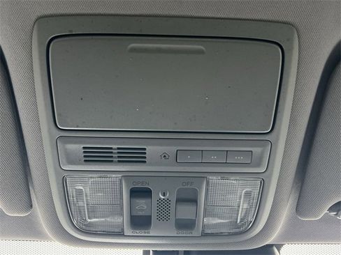 Used 2016 Honda Accord Touring image 24