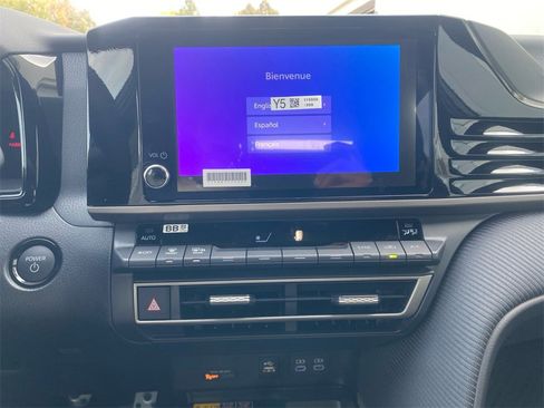 Used 2026 Toyota Camry SE image 21