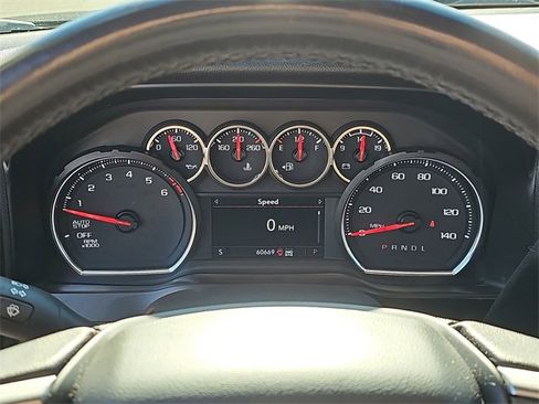 Used 2021 Chevrolet Silverado 1500 LT Trail Boss w/ Convenience Package II image 10