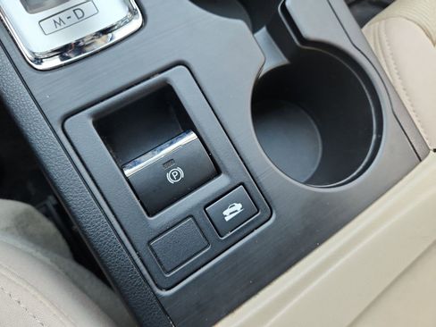 Used 2015 Subaru Legacy 2.5i Premium image 29