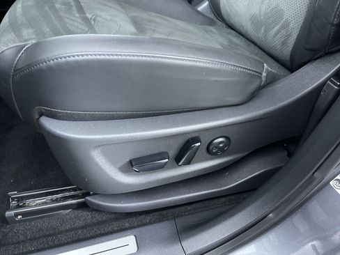 Certified 2024 Nissan Ariya AWD image 13
