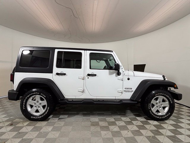 Used 2017 Jeep Wrangler Unlimited Sport w/ Quick Order Package 24S AWD/4WD image 8