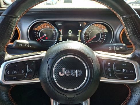 Used 2021 Jeep Gladiator Mojave AWD/4WD image 19