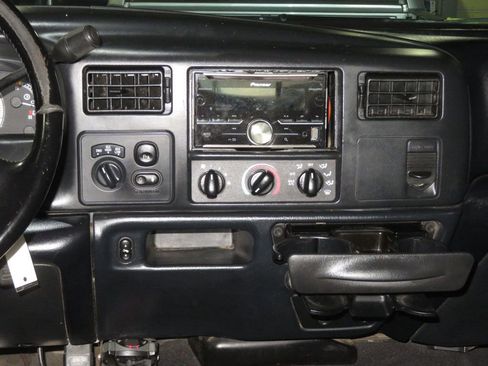 Used 2004 Ford F350 Harley-Davidson image 42